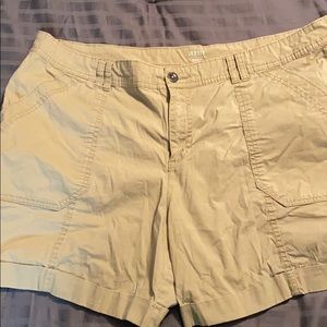 Ana khaki shorts